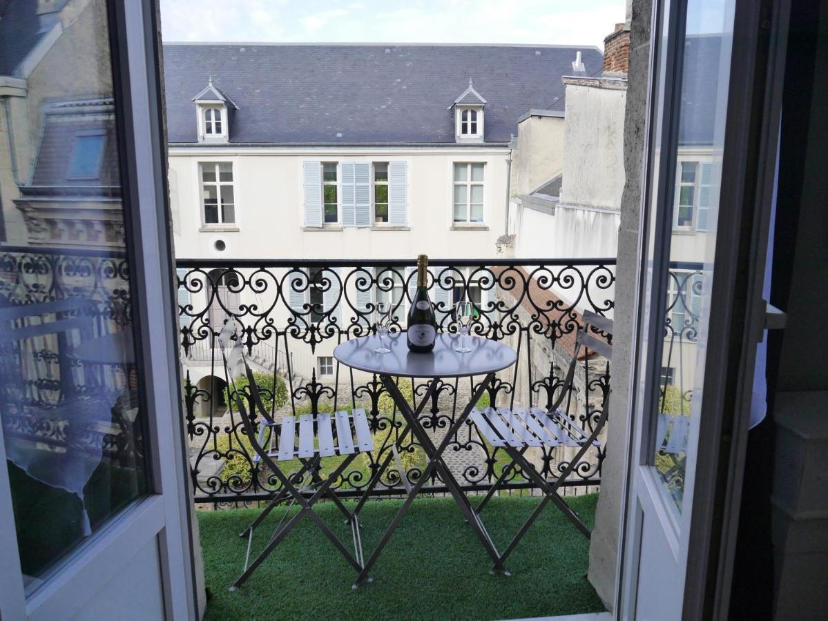 Le Secret De Louise Apartamento Épernay Exterior foto